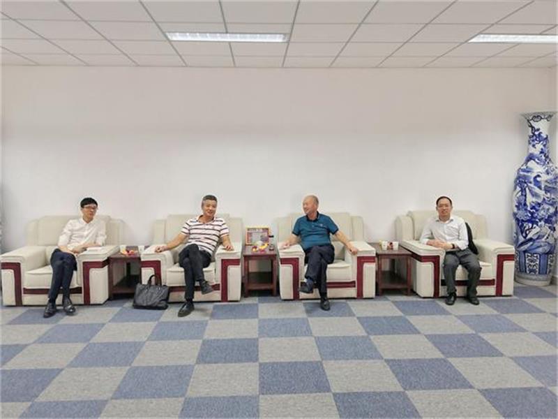 清华研究院陆院长一行 来乐鱼·（中国区）体育官方网站-Leyu Sports
共商产业规划