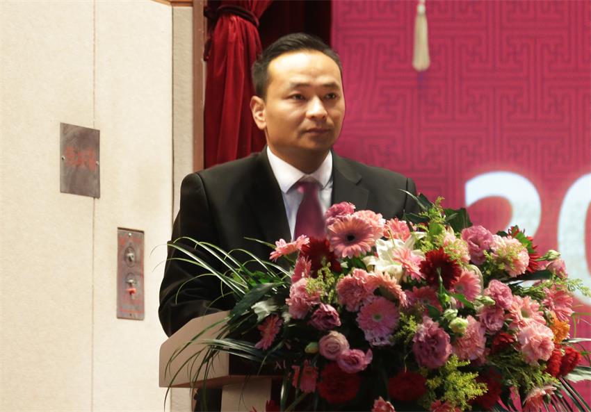 集团副总、纪委副书记张成彪同志作乐鱼·（中国区）体育官方网站-Leyu Sports
“关于2018年违纪违规及重大事故责任单位的通报及处理决定”