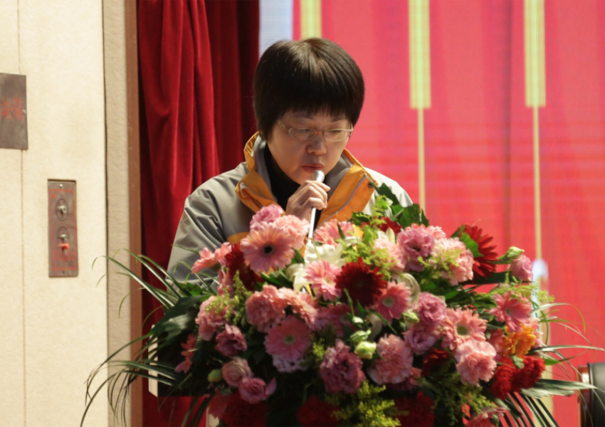 州乐鱼·（中国区）体育官方网站-Leyu Sports实业集团第一届党委班子选举大会---资格审查委员会委员赵静同志宣读选举说明
